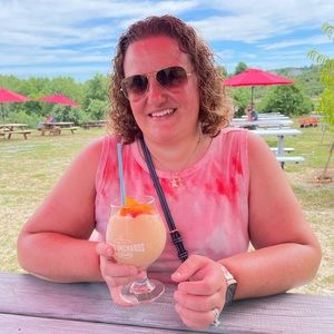 Meet your Posher, Lynn